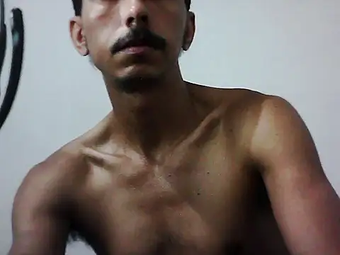 Snapshot of MagrinhoSaradoo chatting on December 17, 9:26 am MagrinhoSaradoo online show from December 17, 9:26 am