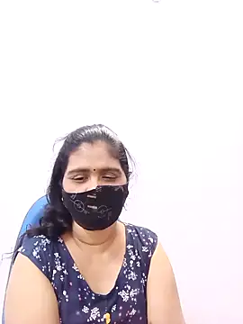 Lucky-Deepthi online show from February 15, 10:52 pm