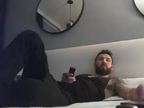 Snapshot of realdilf chatting on January 19, 8:51 pm realdilf online show from January 19, 8:51 pm