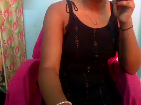 Snapshot of Barbie_183 chatting on June 23, 5:38 am Barbie 183 online show from June 23, 5:38 am