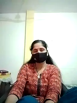 Snapshot of priyancyfun chatting on January 28, 4:39 am priyancyfun online show from January 28, 4:39 am