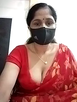 Snapshot of priyancyfun chatting on September 21, 2:24 am priyancyfun online show from September 21, 2:24 am