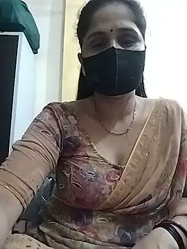 Snapshot of priyancyfun chatting on July 1, 6:40 pm priyancyfun online show from July 1, 6:40 pm
