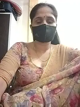 Snapshot of priyancyfun chatting on July 3, 5:52 pm priyancyfun online show from July 3, 5:52 pm