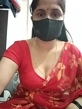 Snapshot of priyancyfun chatting on July 21, 7:11 am priyancyfun online show from July 21, 7:11 am
