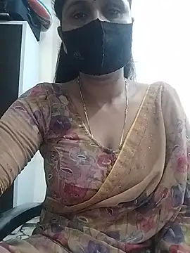 Snapshot of priyancyfun chatting on July 24, 1:14 am priyancyfun online show from July 24, 1:14 am