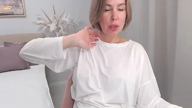 AnnyUBright online show from November 8, 1:33 pm