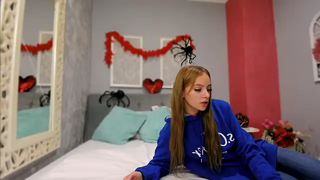 LustyRosee online show from October 24, 3:30 pm