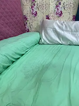 Snapshot of Maya_mimi chatting on February 26, 9:05 pm Maya mimi online show from February 26, 9:05 pm