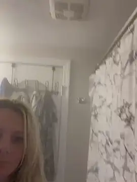 kittiekatieyogi online show from February 28, 3:48 am