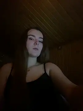 mewKate online show from February 14, 8:26 pm