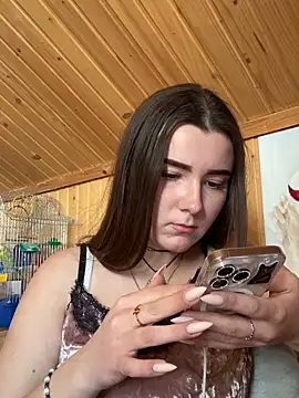 mewKate online show from May 14, 4:25 pm