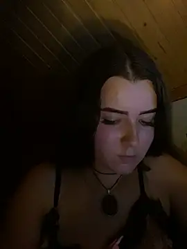 mewKate online show from July 11, 11:28 pm