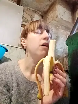 Calibers2932 online show from February 26, 1:30 pm