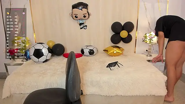 TylerBloom online show from June 16, 12:41 pm