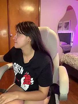 Camila pinkk online show from March 12, 7:49 pm