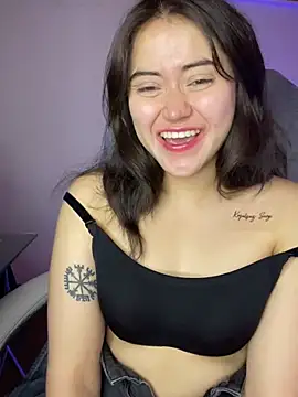 Camila pinkk online show from May 4, 1:51 pm