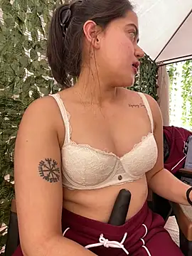 Camila pinkk online show from July 24, 2:37 pm