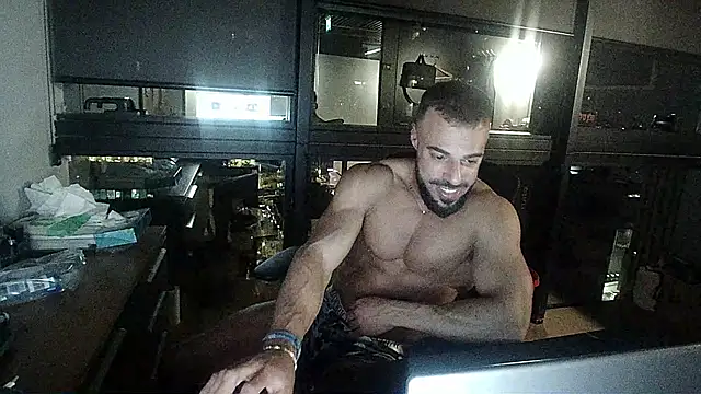 todddantes25 online show from January 10, 10:46 pm