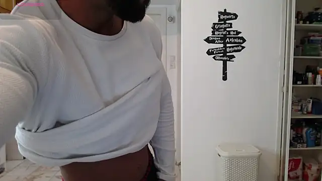 todddantes25 online show from March 7, 4:24 am