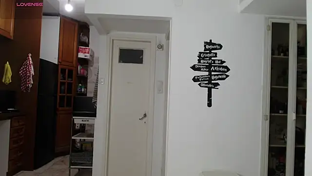 todddantes25 online show from March 13, 11:16 pm