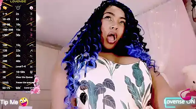 Aliana Ross online show from February 20, 11:53 am