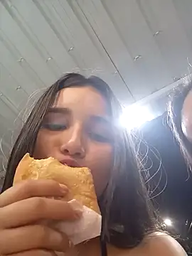 Snapshot of the_queen_of_street chatting on January 16, 7:07 am the queen of street online show from January 16, 7:07 am