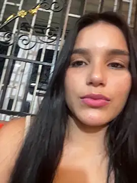 Snapshot of the_queen_of_street chatting on March 22, 5:49 am the queen of street online show from March 22, 5:49 am