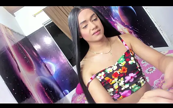 Snapshot of Yorkeidys1 chatting on February 12, 11:30 pm Yorkeidys1 online show from February 12, 11:30 pm