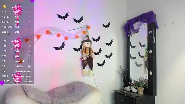 Snapshot of Yorkeidys1 chatting on October 27, 3:21 am Yorkeidys1 online show from October 27, 3:21 am