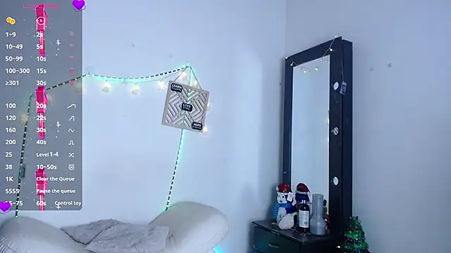 Snapshot of Yorkeidys1 chatting on November 20, 2:45 am Yorkeidys1 online show from November 20, 2:45 am