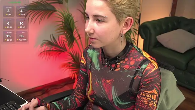 Snapshot of Aurora_First chatting on January 19, 8:09 pm Aurora First online show from January 19, 8:09 pm