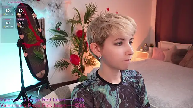 Snapshot of Aurora_First chatting on February 14, 4:31 pm Aurora First online show from February 14, 4:31 pm