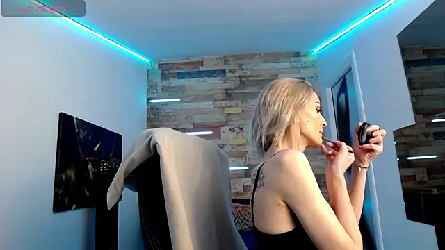 AshlineKatte online show from February 5, 6:04 pm