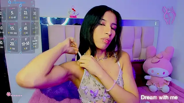 Snapshot of Silver_Rosex chatting on December 2, 1:11 am Silver Rosex online show from December 2, 1:11 am