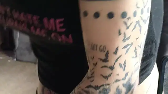 trashbrat online show from March 11, 12:27 am