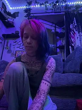 trashbrat online show from May 19, 4:41 am