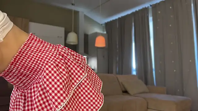 Snapshot of Shyrubate chatting on October 30, 6:37 am Shyrubate online show from October 30, 6:37 am