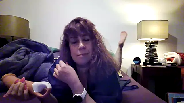 Snapshot of sweetinside_ chatting on February 23, 6:56 pm sweetinside online show from February 23, 6:56 pm