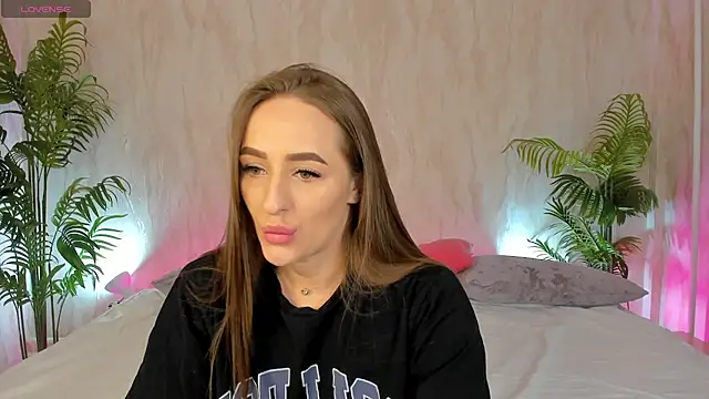 Snapshot of passi_lover chatting on February 25, 2:03 am passi lover online show from February 25, 2:03 am