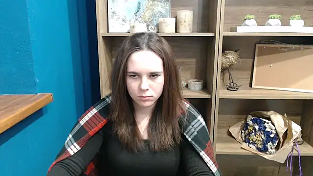 mini girly online show from January 6, 12:02 pm