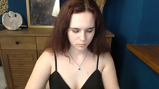 mini girly online show from January 31, 1:34 pm