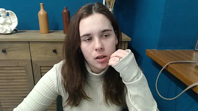 mini girly online show from March 21, 12:39 pm