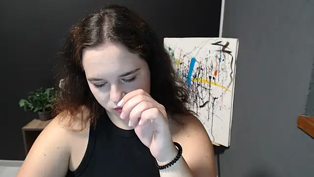 mini girly online show from September 25, 12:31 pm