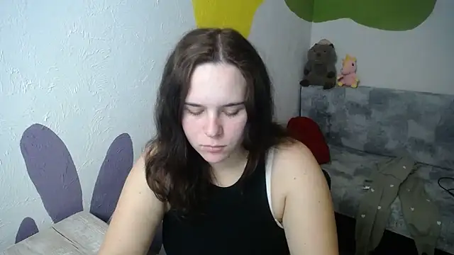 mini girly online show from October 27, 1:48 pm