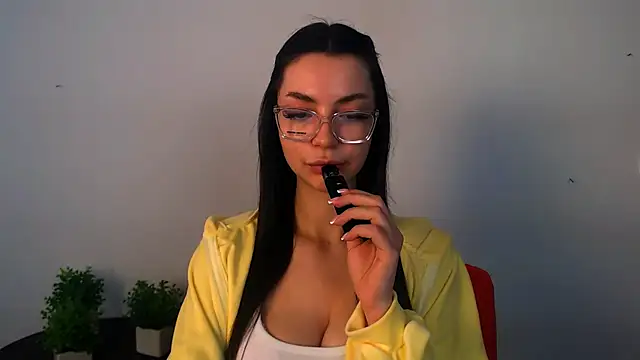 Snapshot of Lexi_Jous chatting on May 4, 1:07 pm Lexi Jous online show from May 4, 1:07 pm