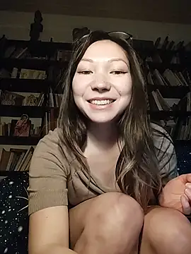 LoveFoxyQueen online show from May 5, 10:18 pm