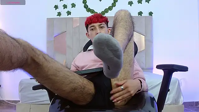 Axel tay online show from February 14, 3:00 am