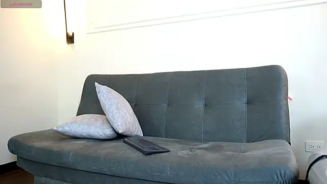 Tommy18   online show from February 15, 10:11 am