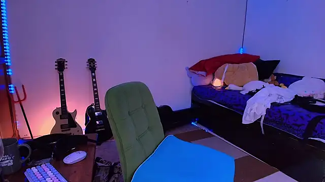 antonelawow online show from October 17, 9:50 pm